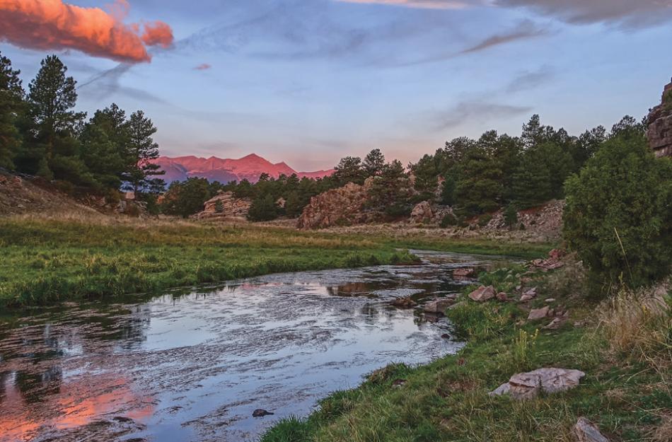 picture of a landscape with mountains